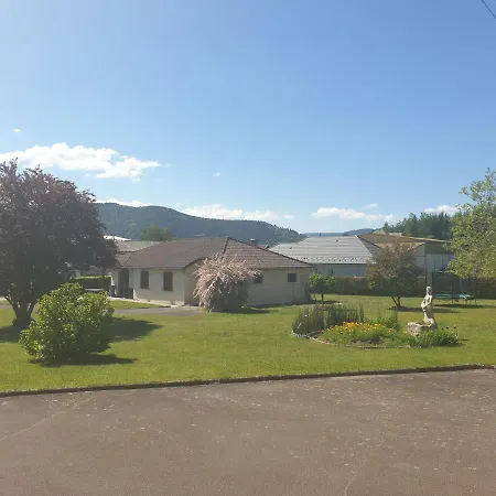 Maison Avec Vue Sur Montagnes *